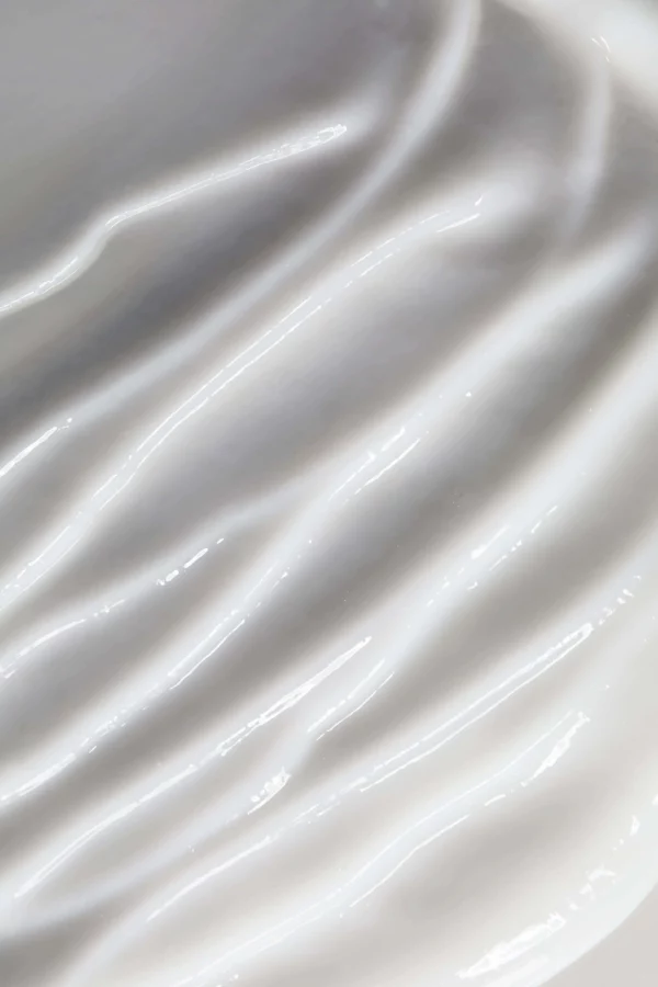 Obagi Nu-Derm® Clear - Image 4